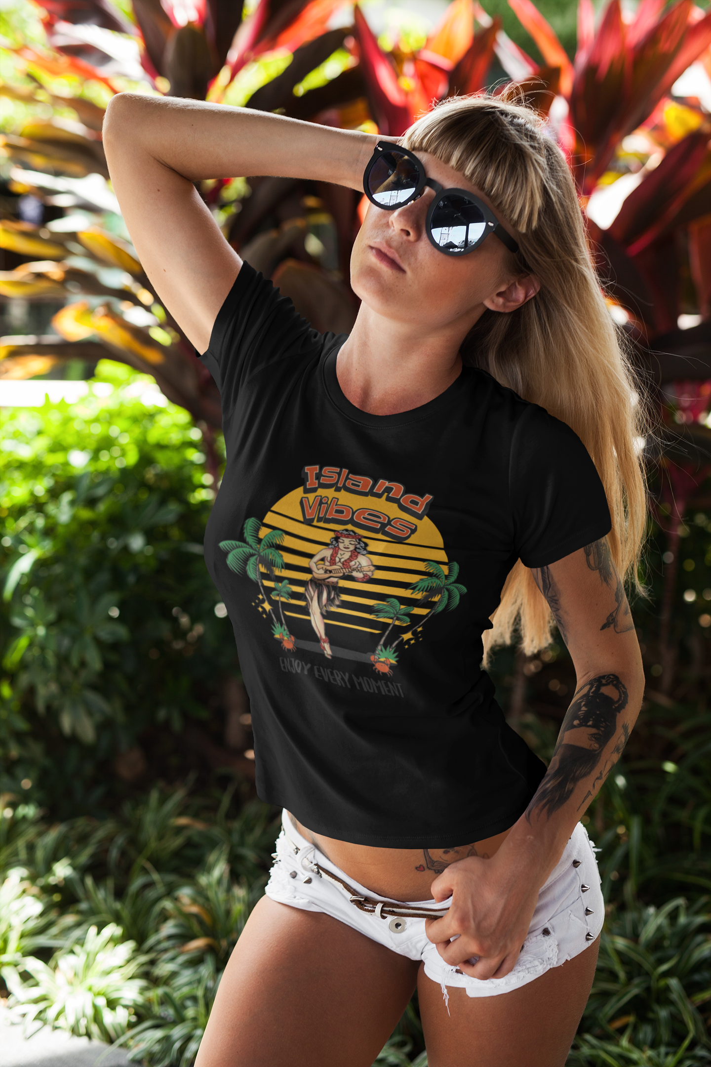Women's Island Vibes Softstyle Tee